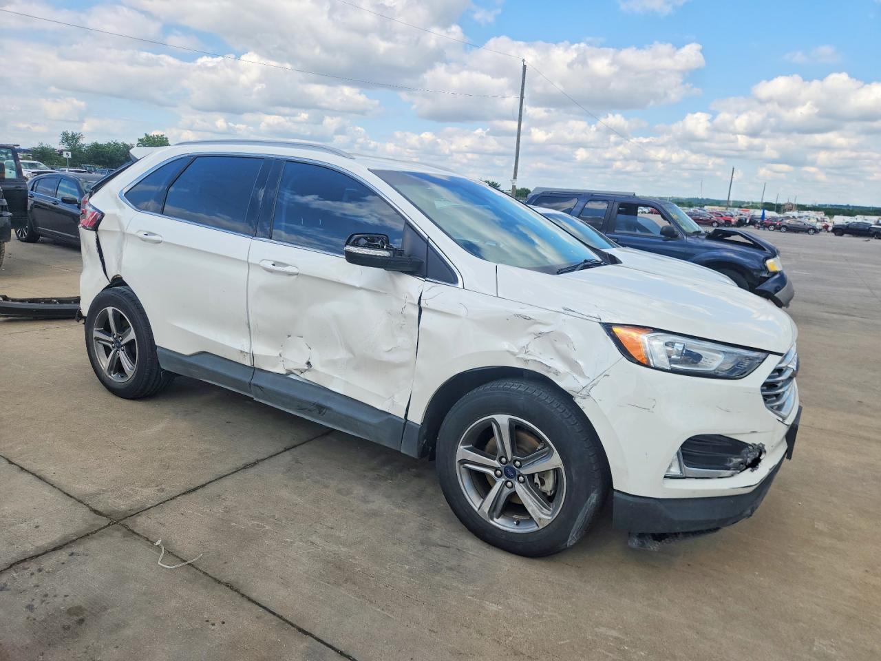2020 FORD EDGE photo 10