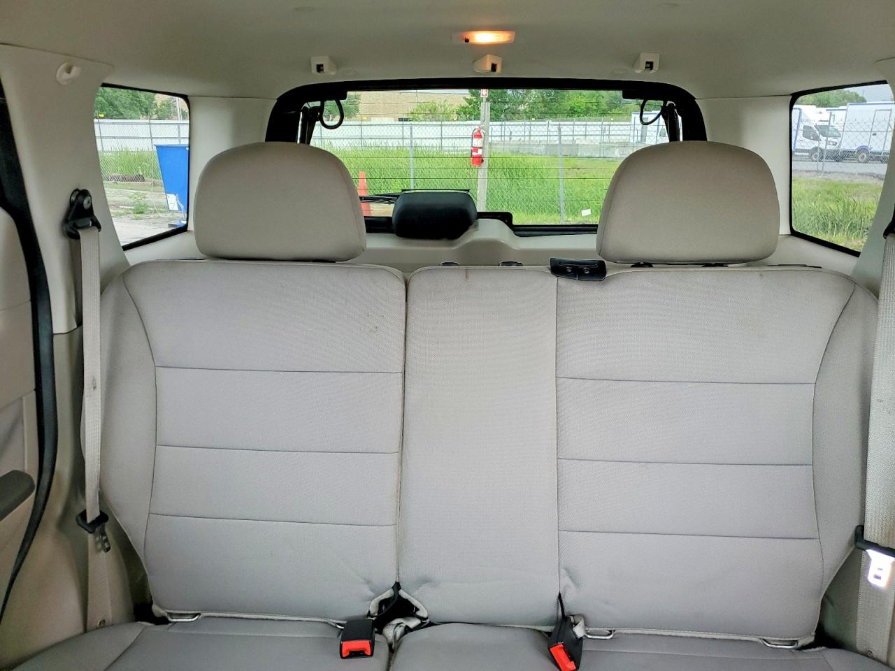 2012 FORD ESCAPE XLT photo 19