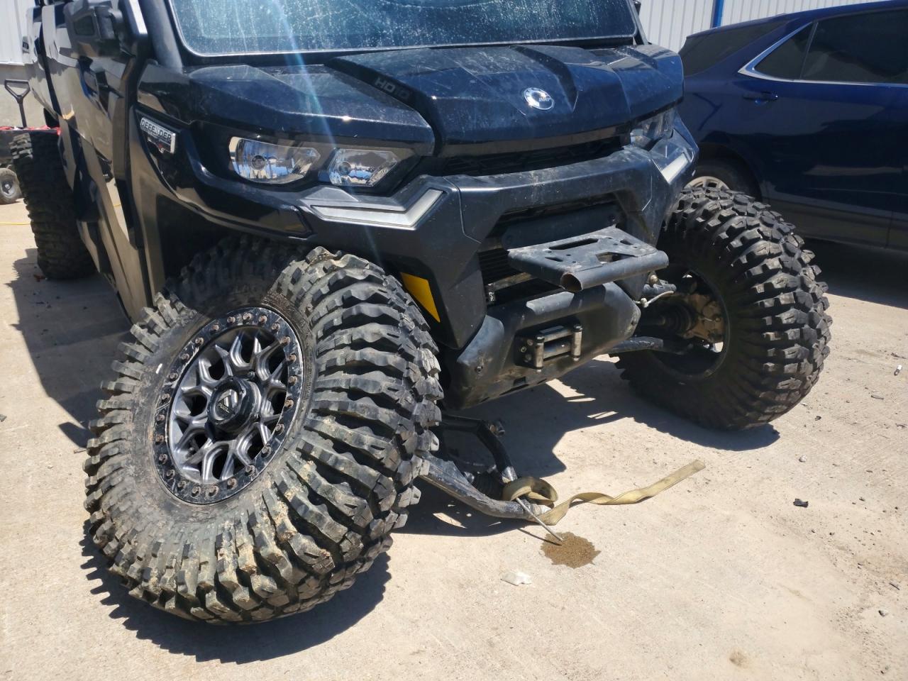 2024 CAN-AM DEFENDER UTILITY VEHICLE photo 9