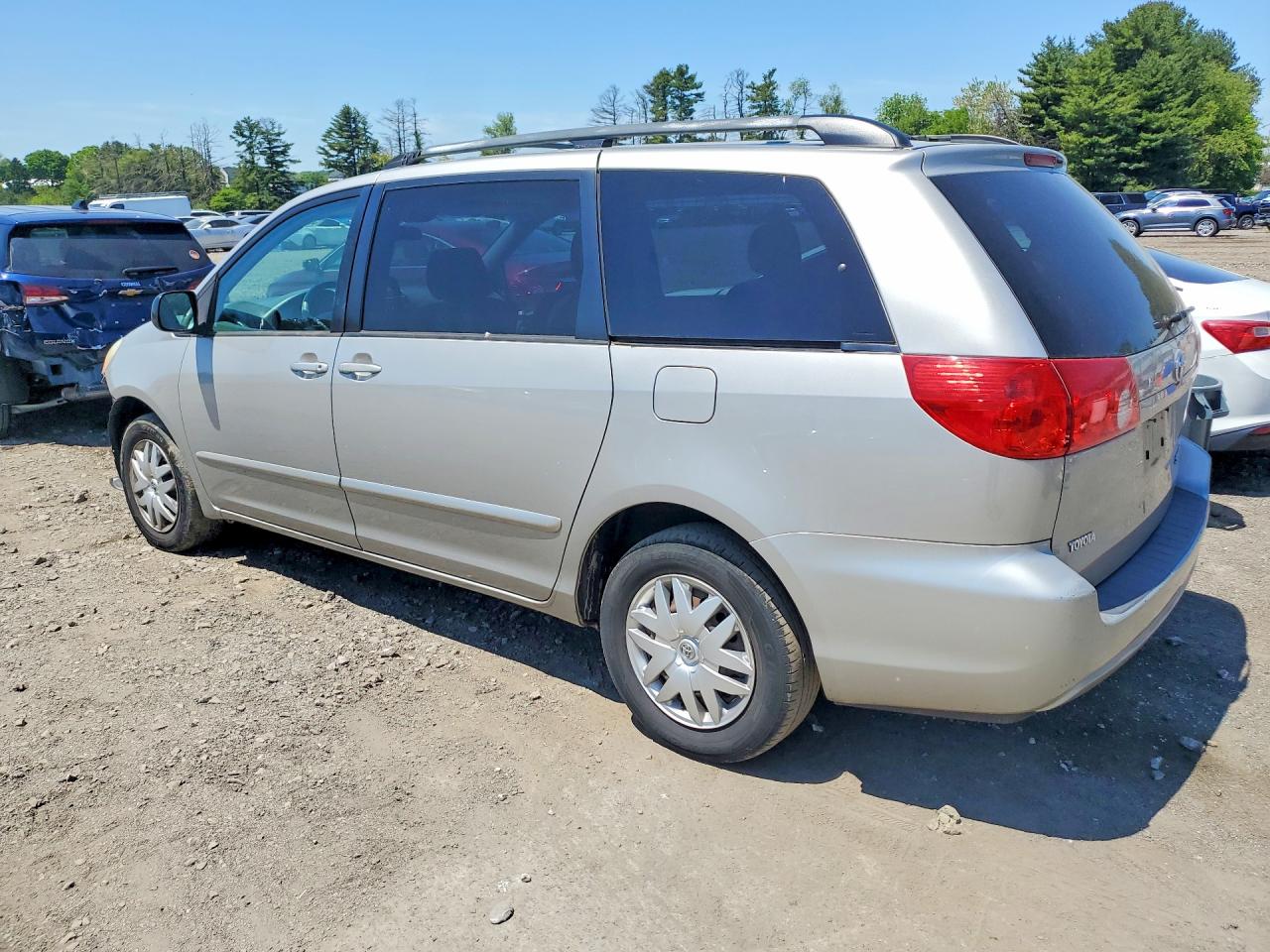 2006 TOYOTA SIENNA LE 7 PASSENGER photo 4