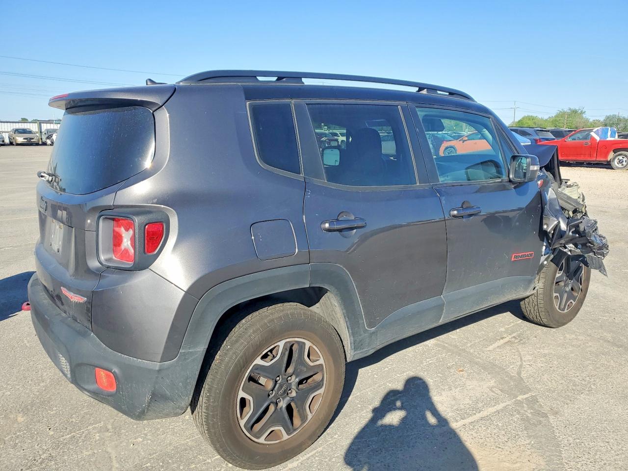2017 JEEP RENEGADE TRAILHAWK photo 7