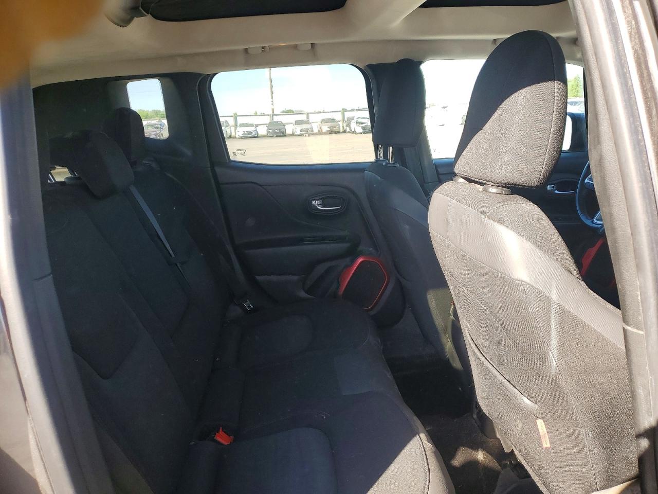 2017 JEEP RENEGADE TRAILHAWK photo 31