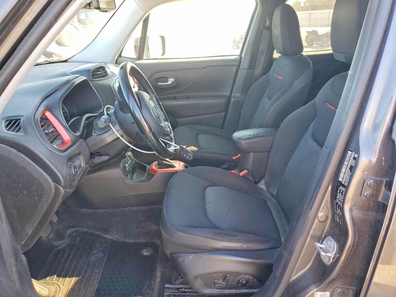 2017 JEEP RENEGADE TRAILHAWK photo 19