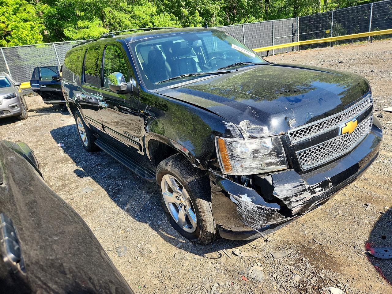 2013 CHEVROLET SUBURBAN K1500 LT photo 7