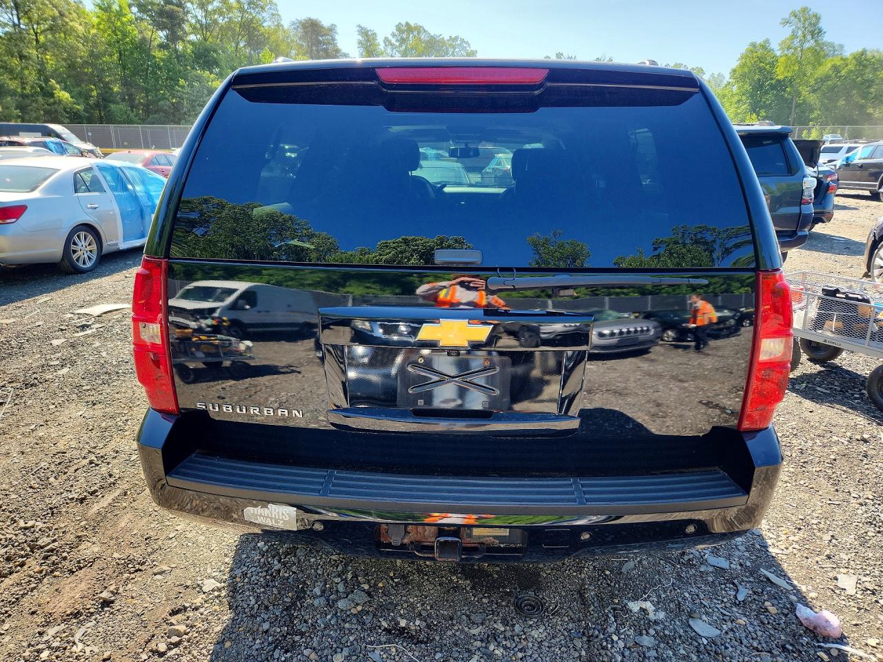 2013 CHEVROLET SUBURBAN K1500 LT photo 11