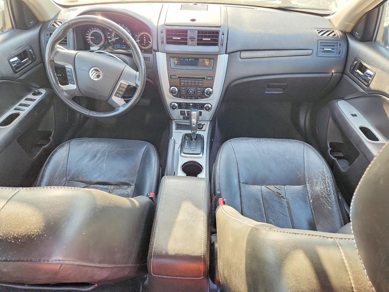 2010 MERCURY MILAN PREMIER photo 15