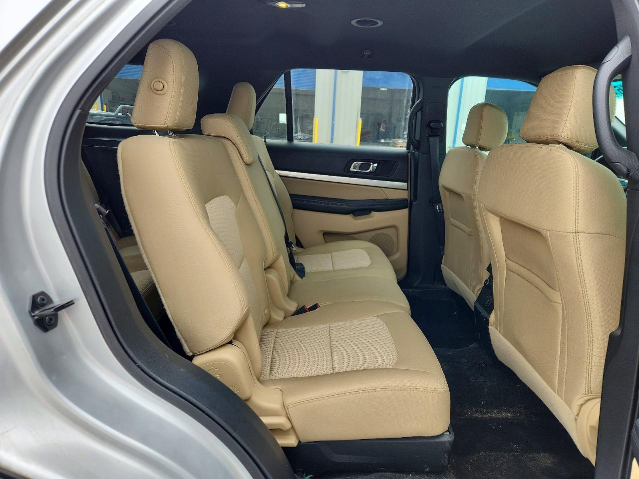 2017 FORD EXPLORER photo 21