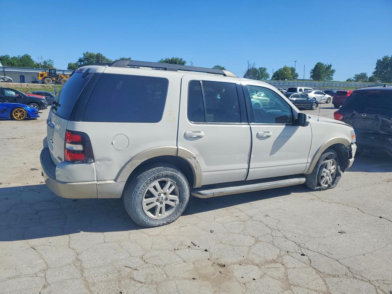 2010 FORD EXPLORER EDDIE BAUER photo 5