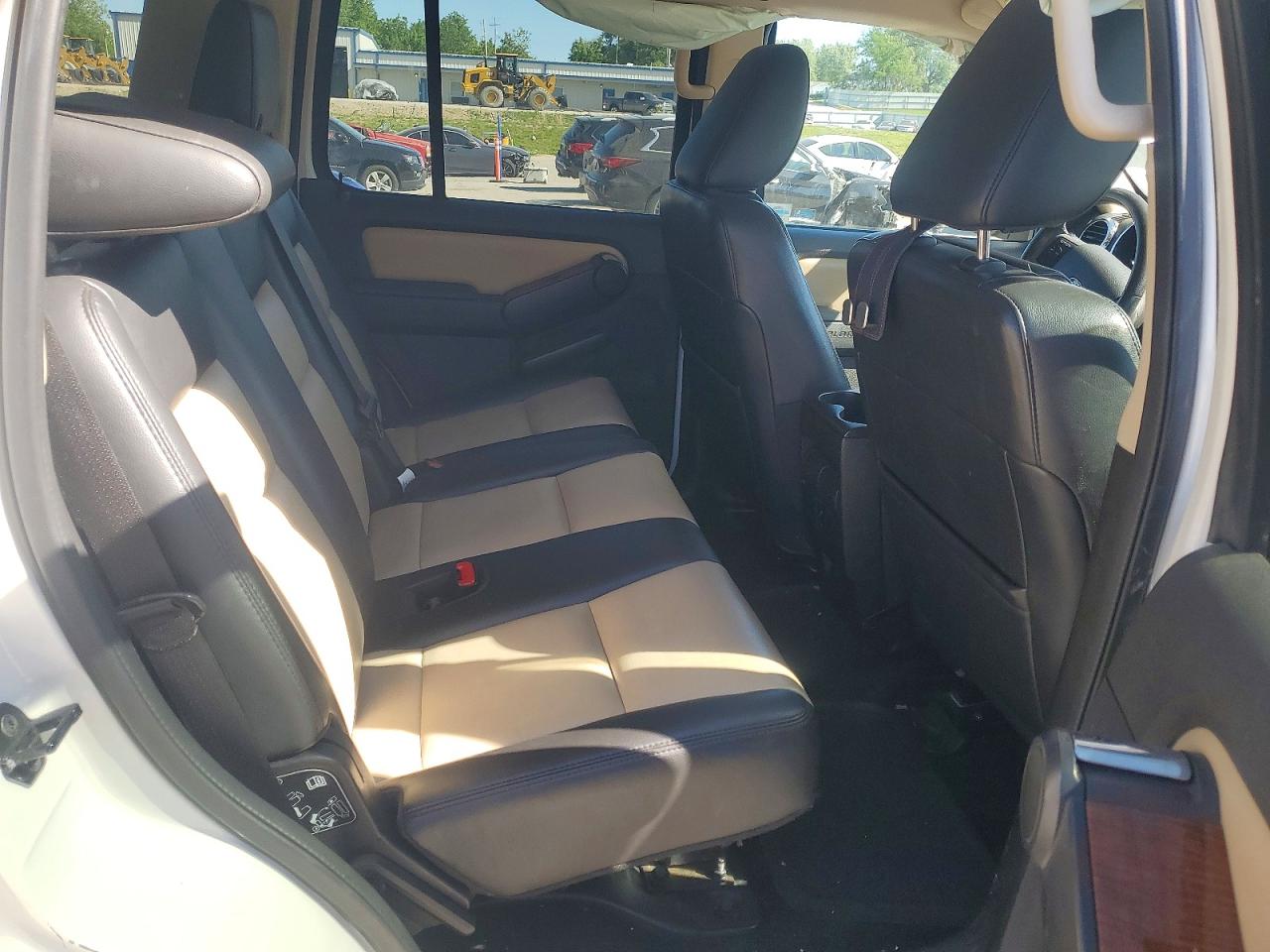 2010 FORD EXPLORER EDDIE BAUER photo 21