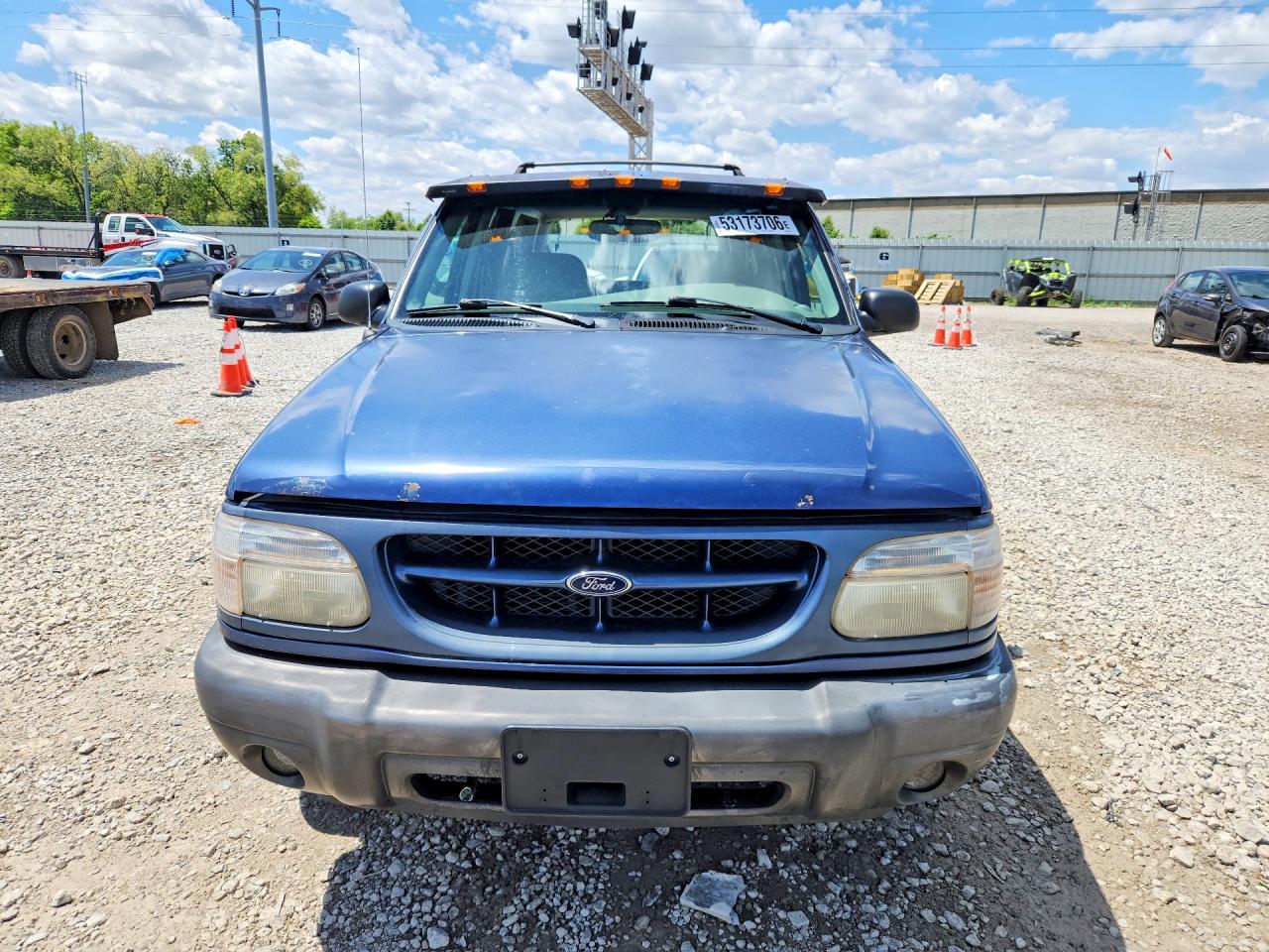 2001 FORD EXPLORER XLT photo 9