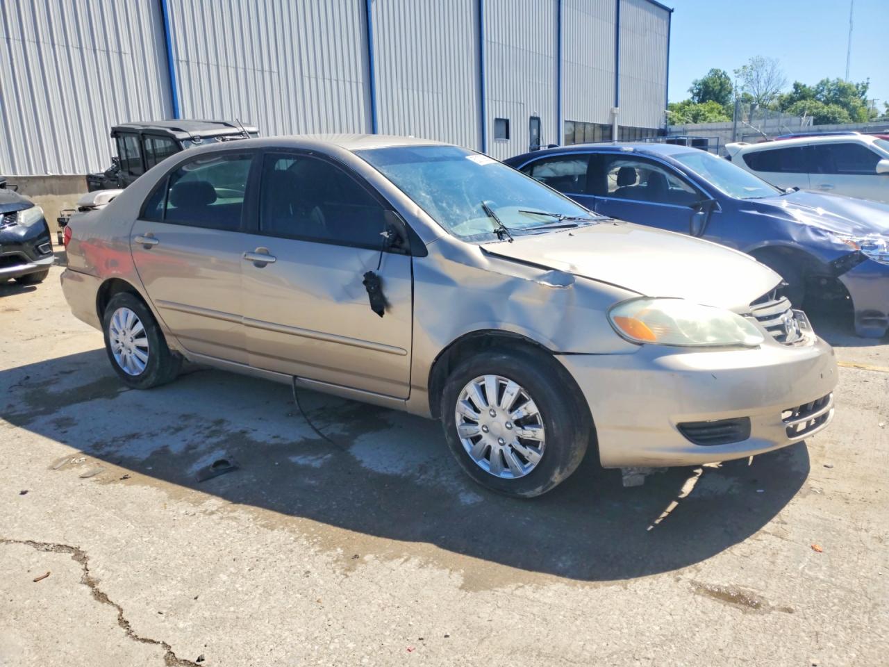 2004 TOYOTA COROLLA LE photo 7