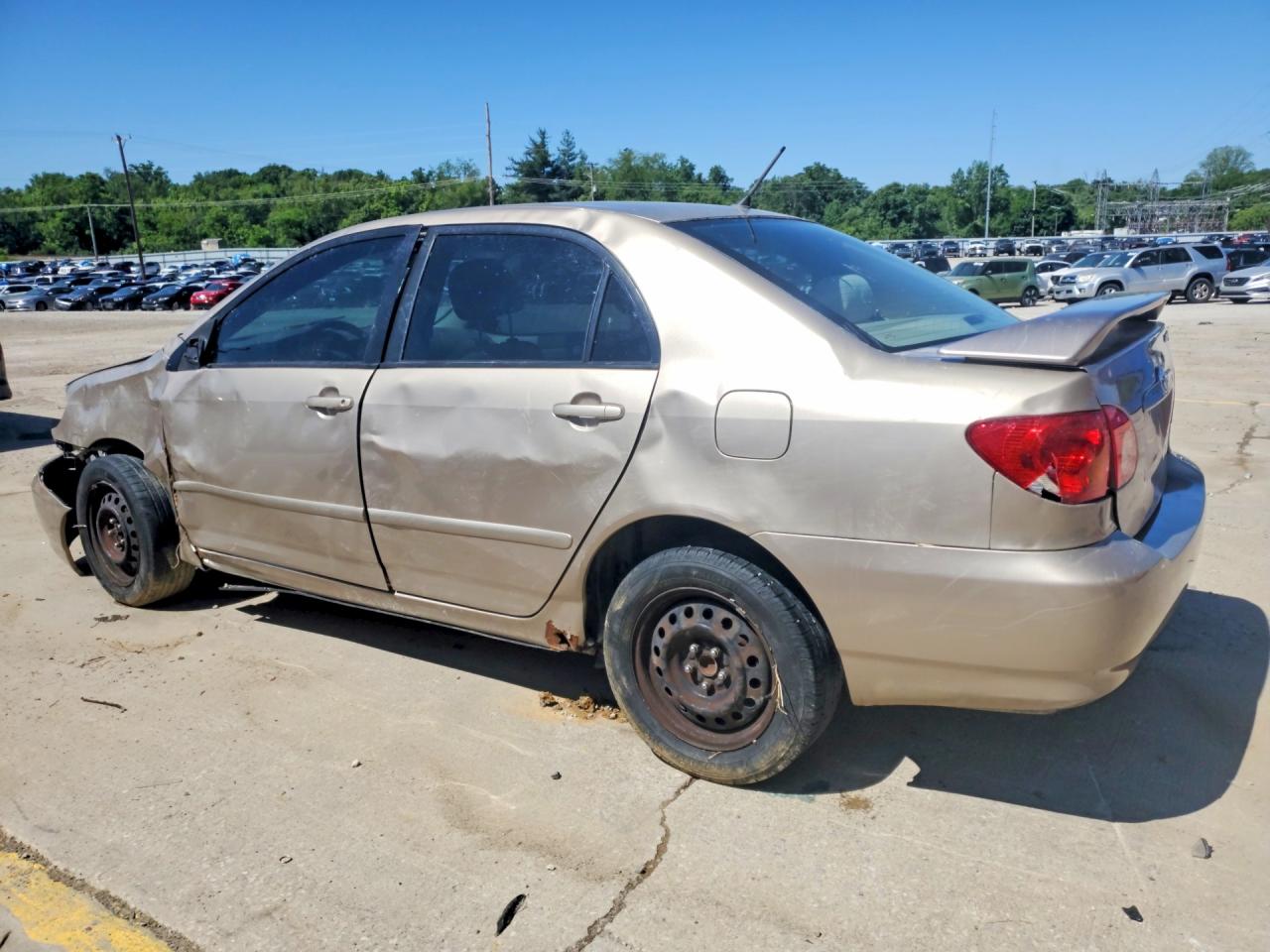 2004 TOYOTA COROLLA LE photo 3