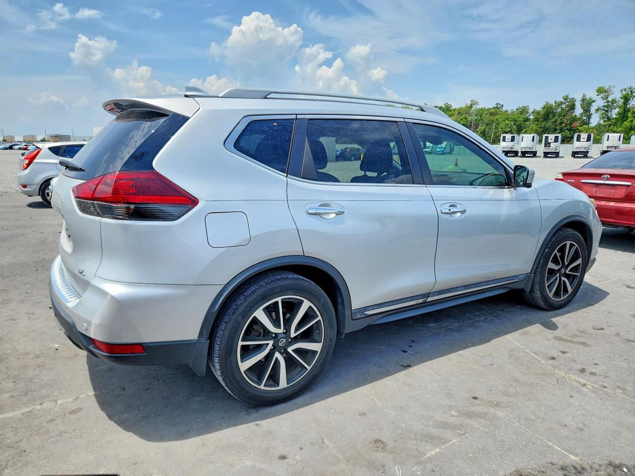 2019 NISSAN ROGUE SL photo 5