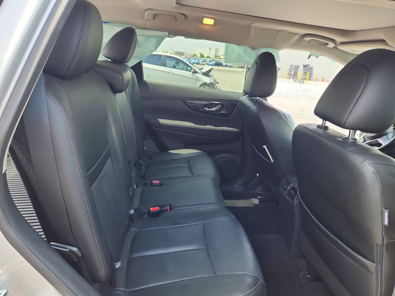 2019 NISSAN ROGUE SL photo 21