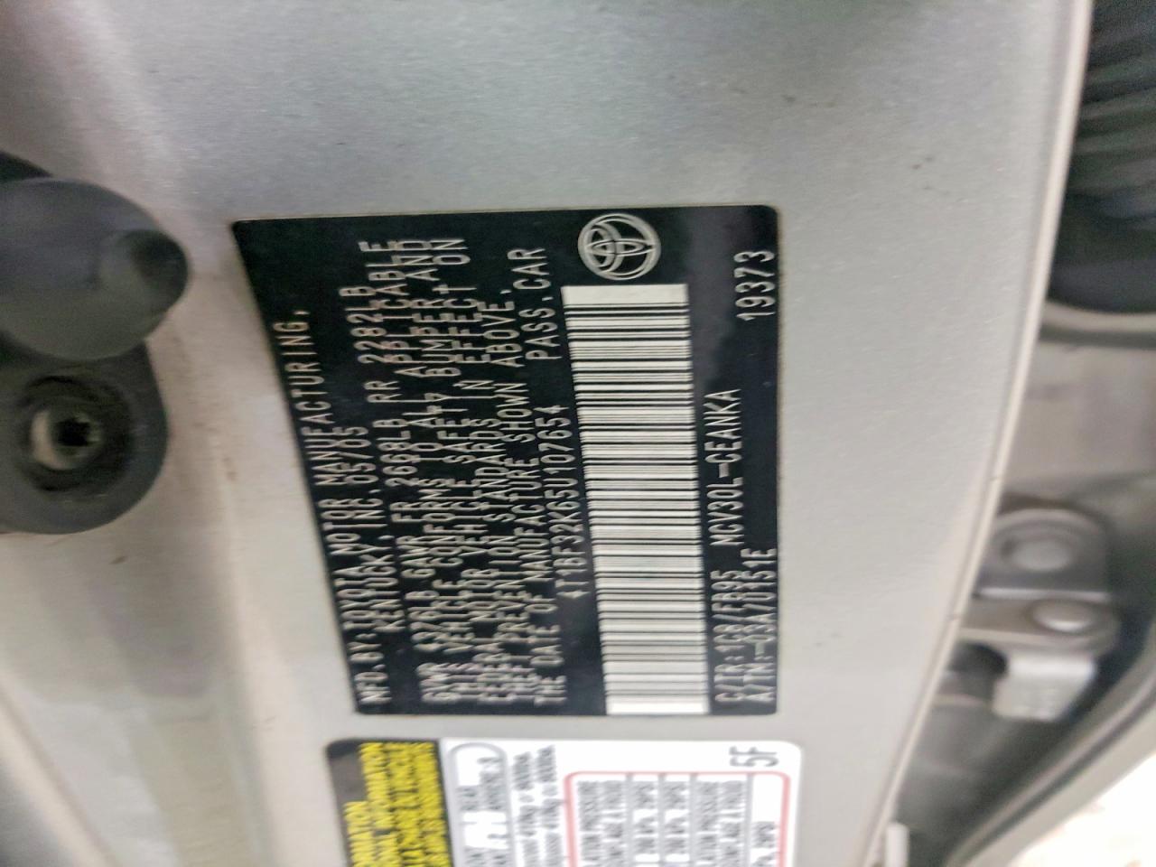 2005 TOYOTA CAMRY LE V6 photo 12