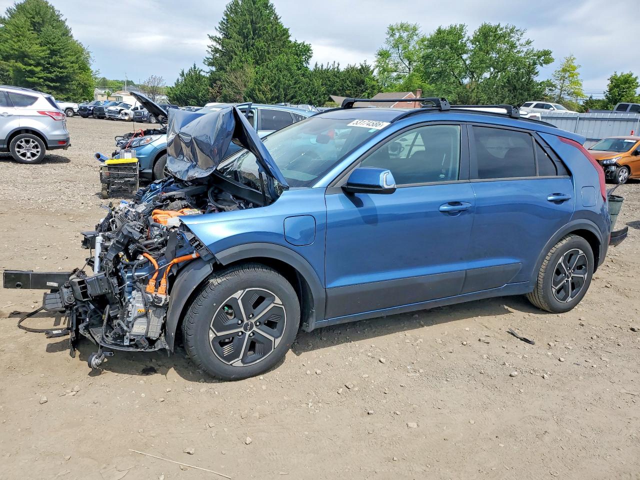 2023 KIA NIRO