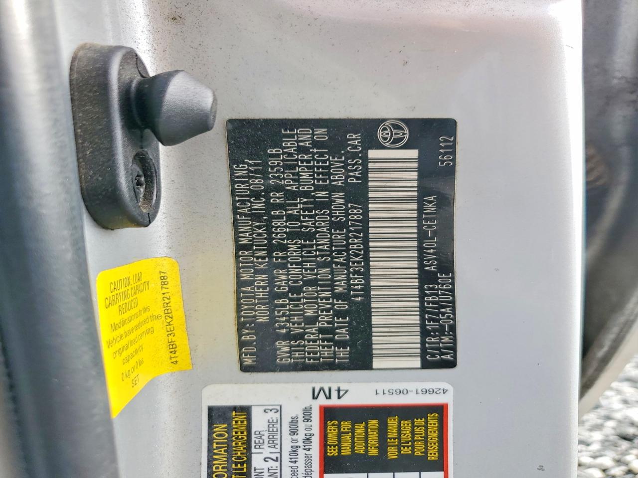 2011 TOYOTA CAMRY LE photo 23