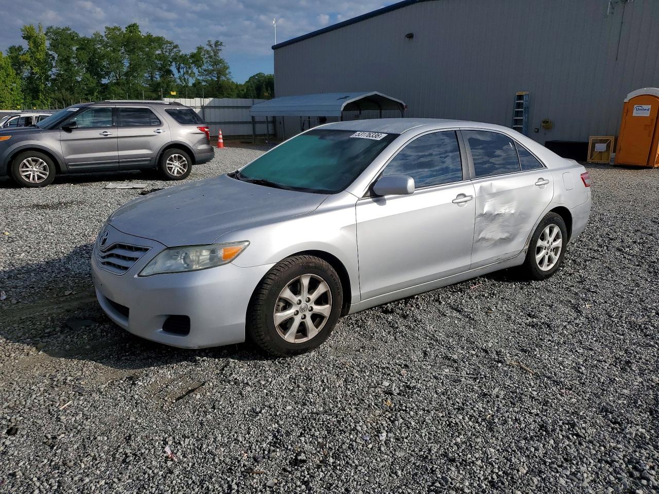 2011 TOYOTA CAMRY