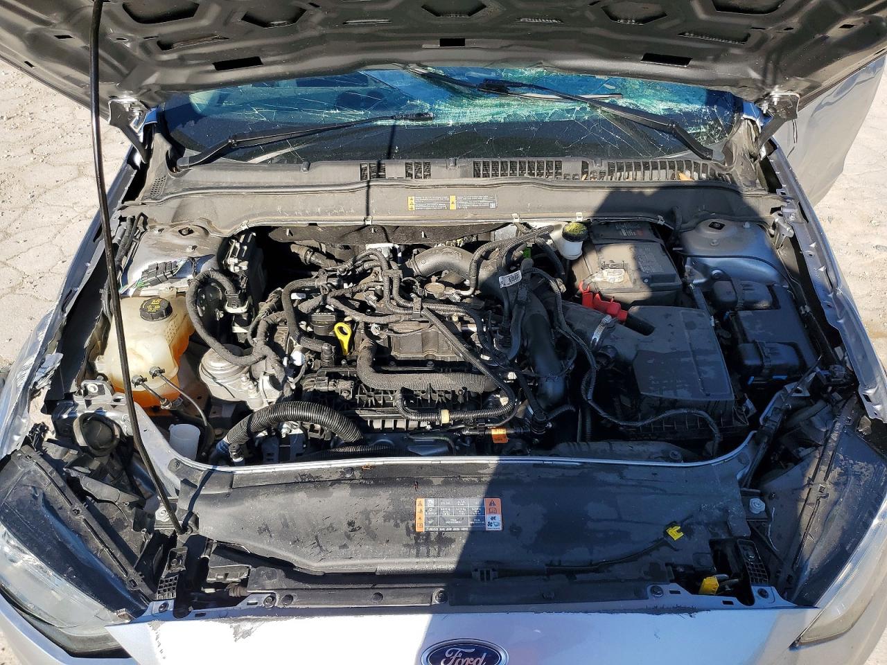 2020 FORD FUSION photo 11