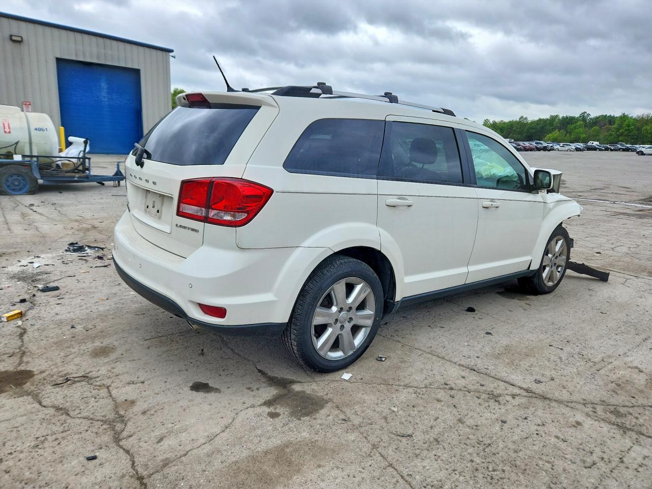 2014 DODGE JOURNEY SXT photo 5