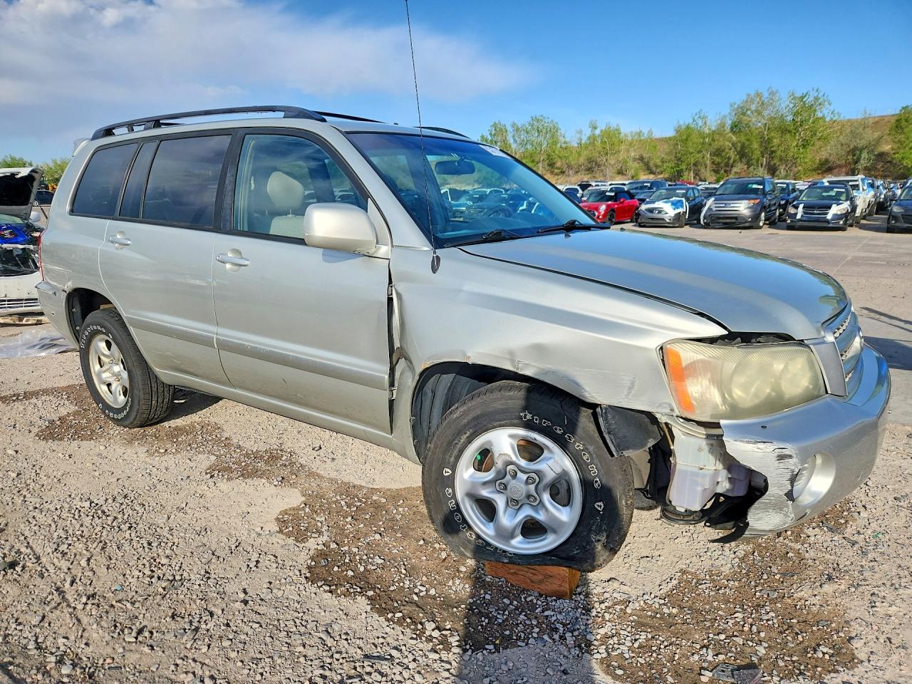 2003 TOYOTA HIGHLANDER LIMITED photo 10
