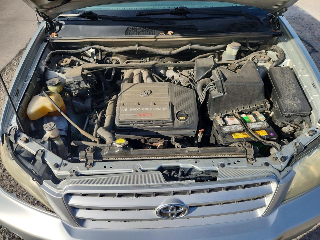 2003 TOYOTA HIGHLANDER LIMITED photo 34
