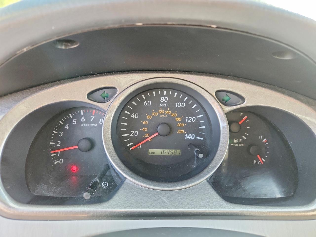2003 TOYOTA HIGHLANDER LIMITED photo 25
