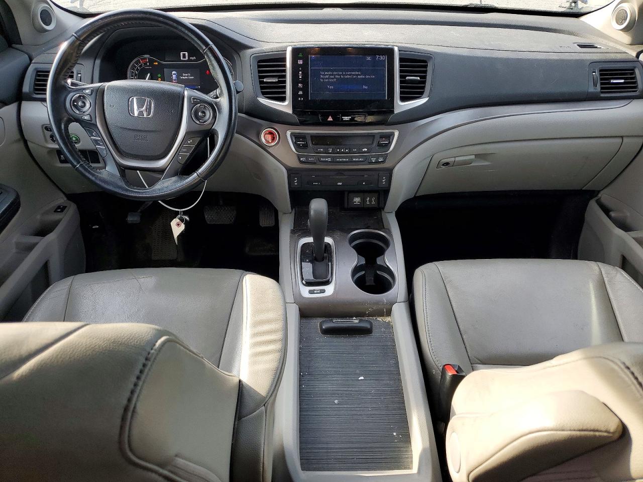 2016 HONDA PILOT EXL photo 22