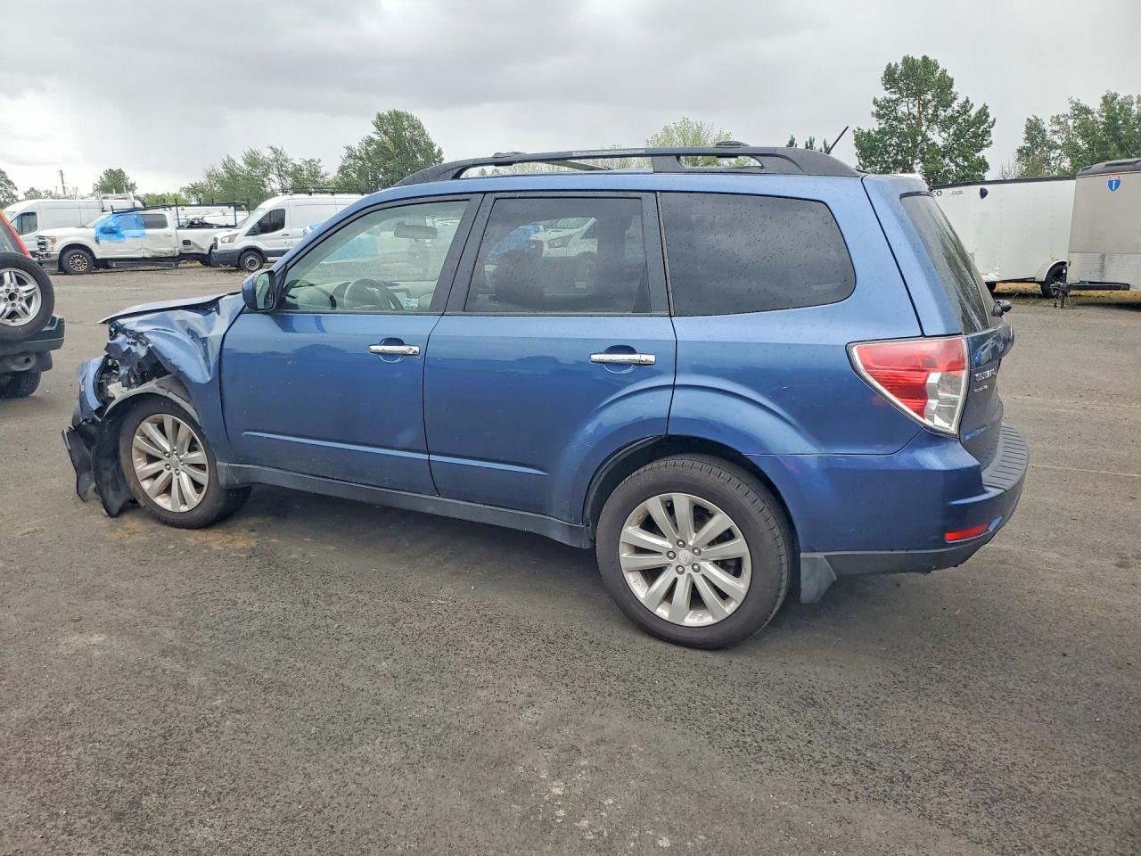 2011 SUBARU FORESTER 2.5X PREMIUM photo 2