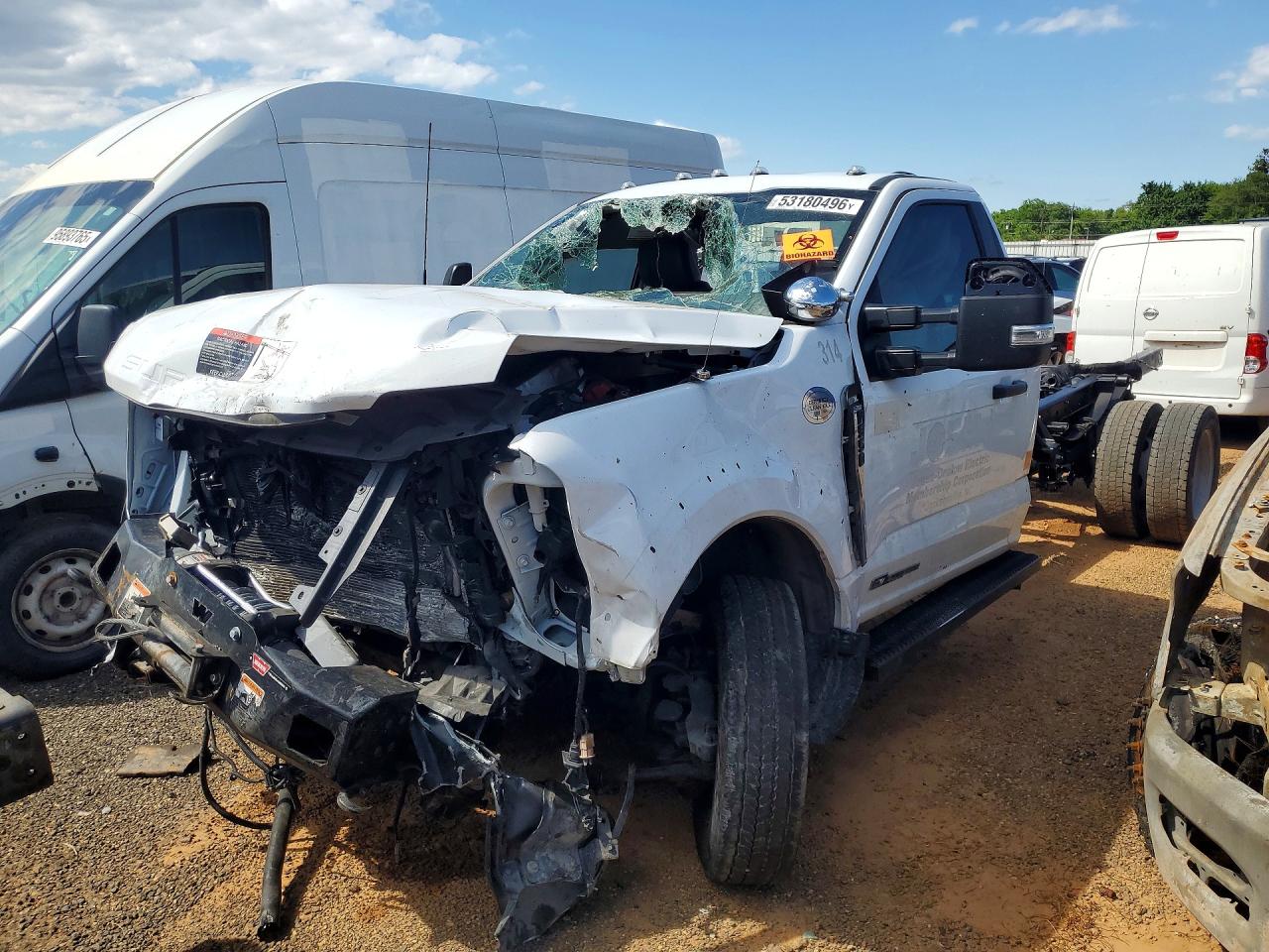2023 FORD F550