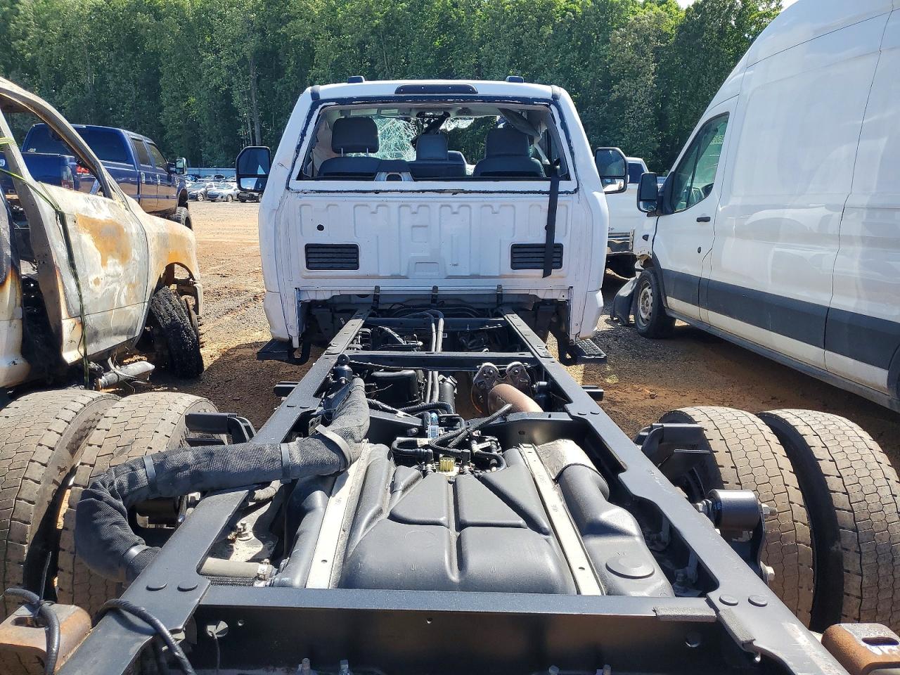 2023 FORD F550 SUPER DUTY photo 28
