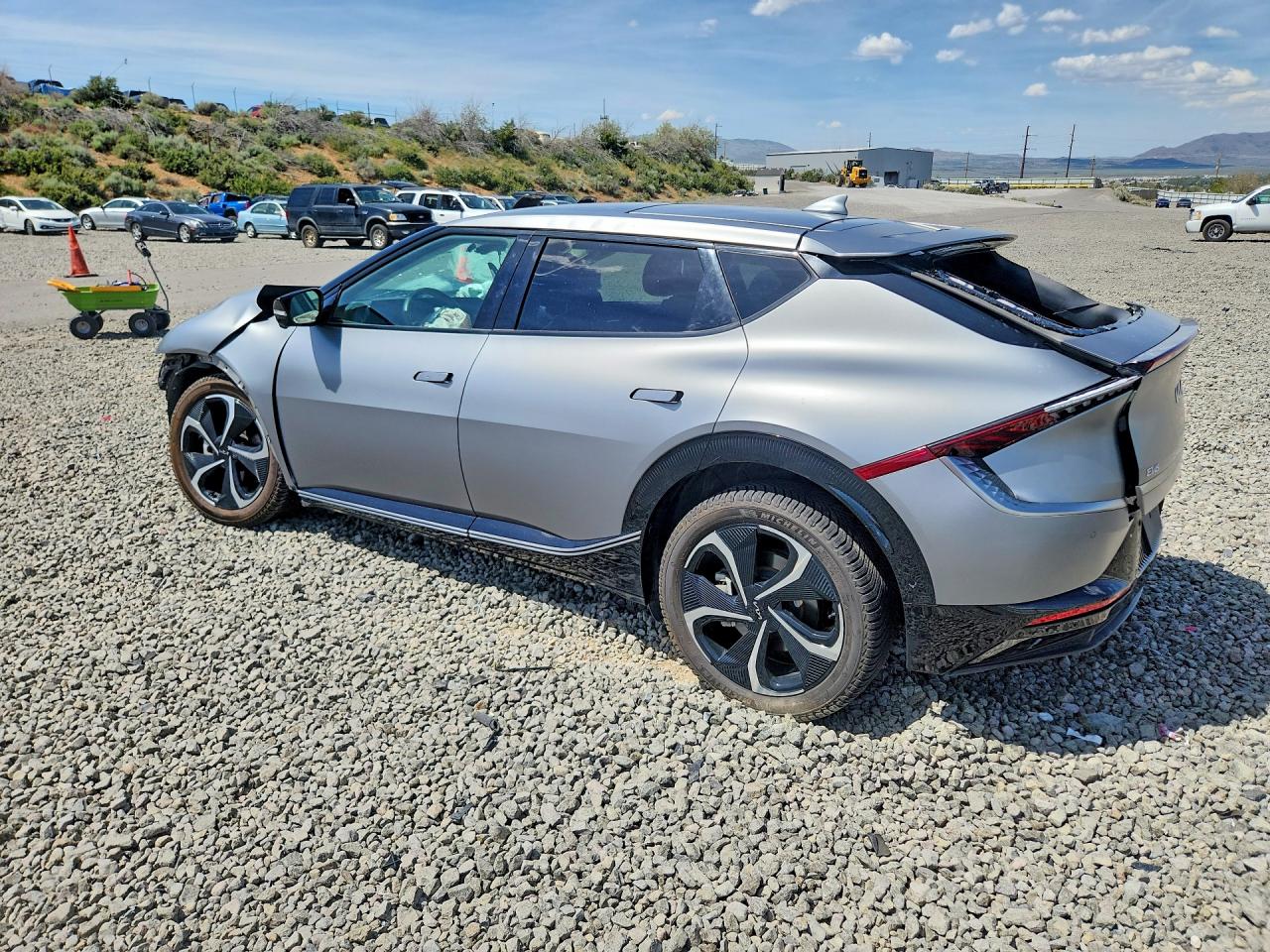 2022 KIA EV6 GT-LINE photo 2