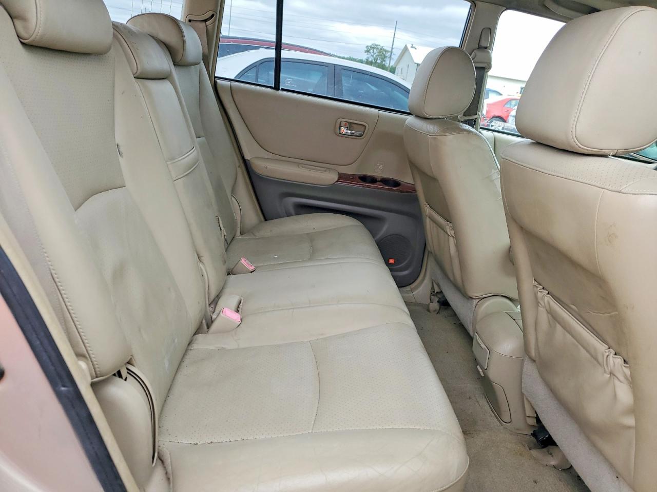2004 TOYOTA HIGHLANDER LIMITED photo 21