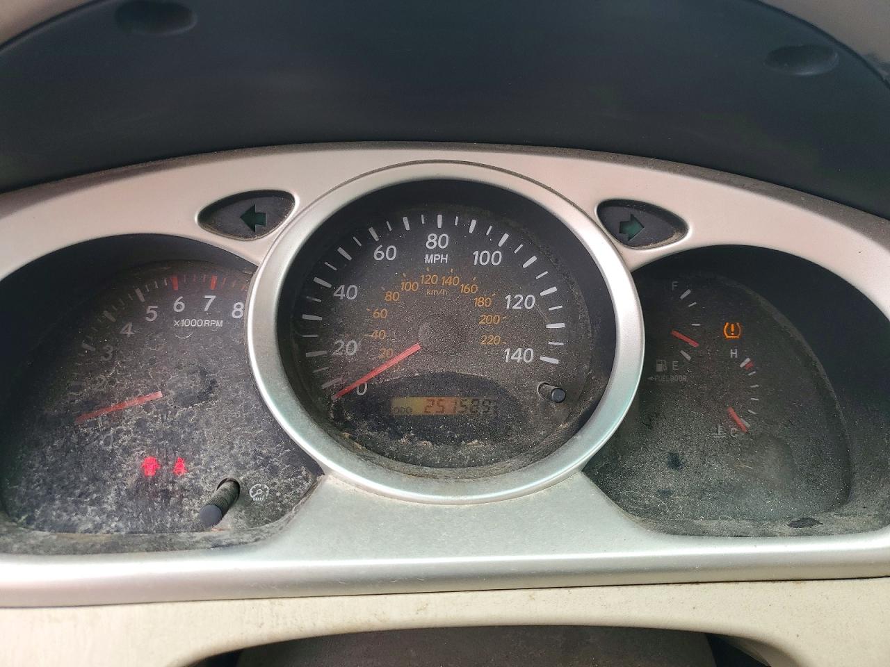 2004 TOYOTA HIGHLANDER LIMITED photo 17