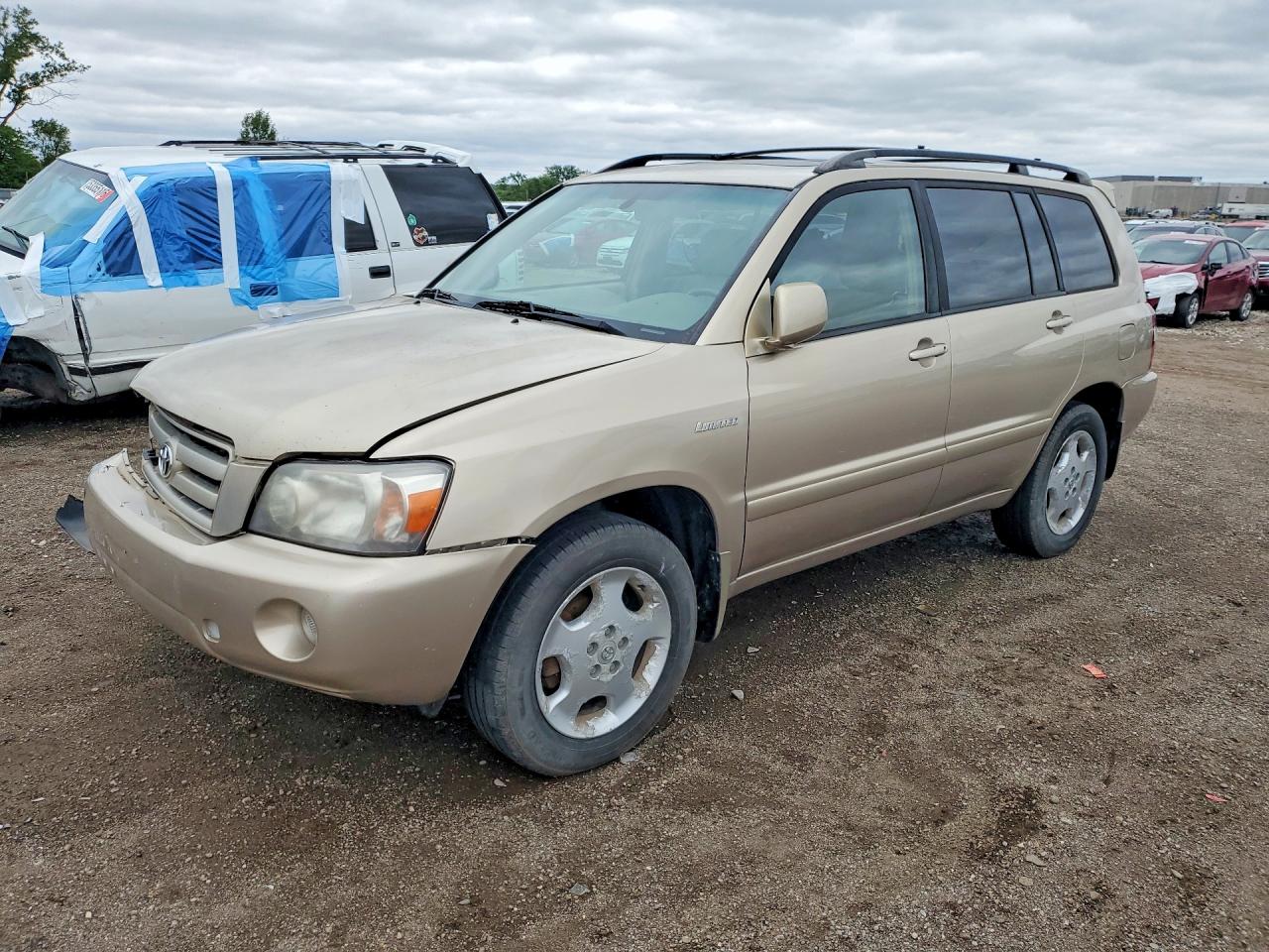 2004 TOYOTA HIGHLANDER