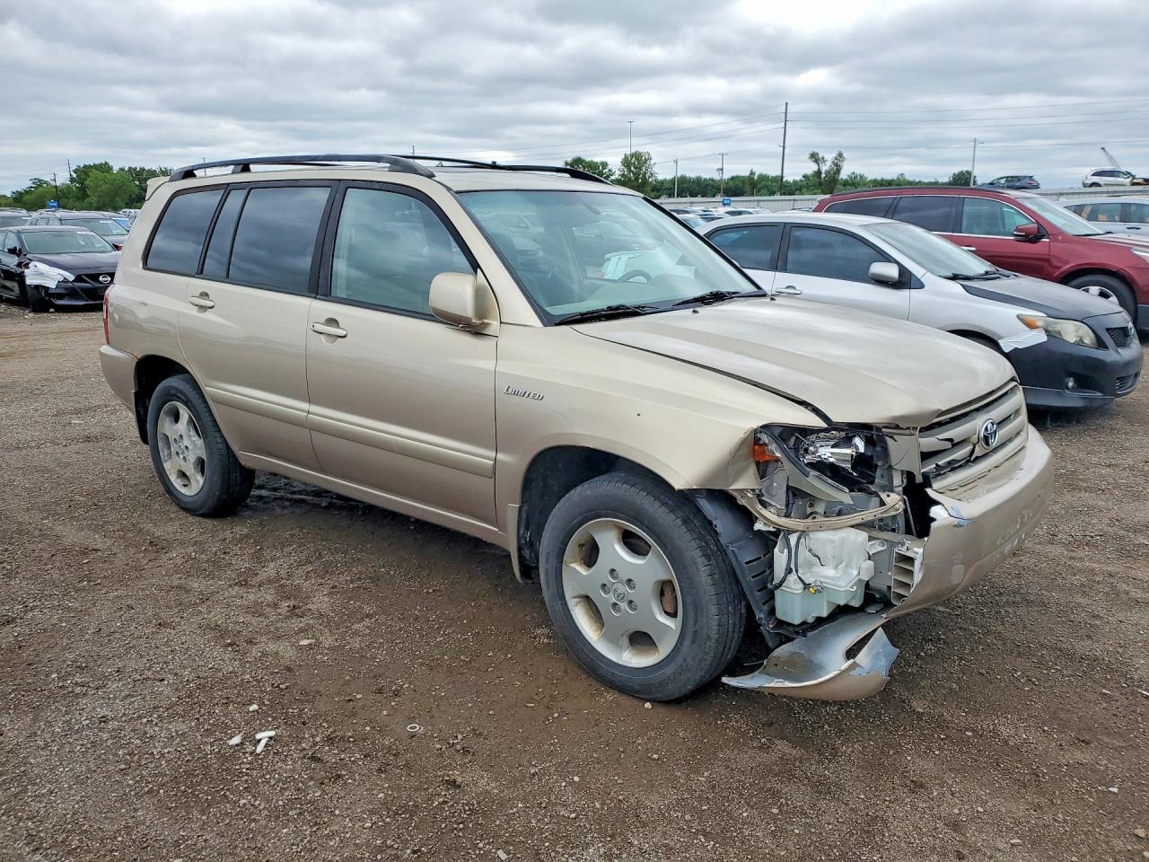 2004 TOYOTA HIGHLANDER LIMITED photo 7