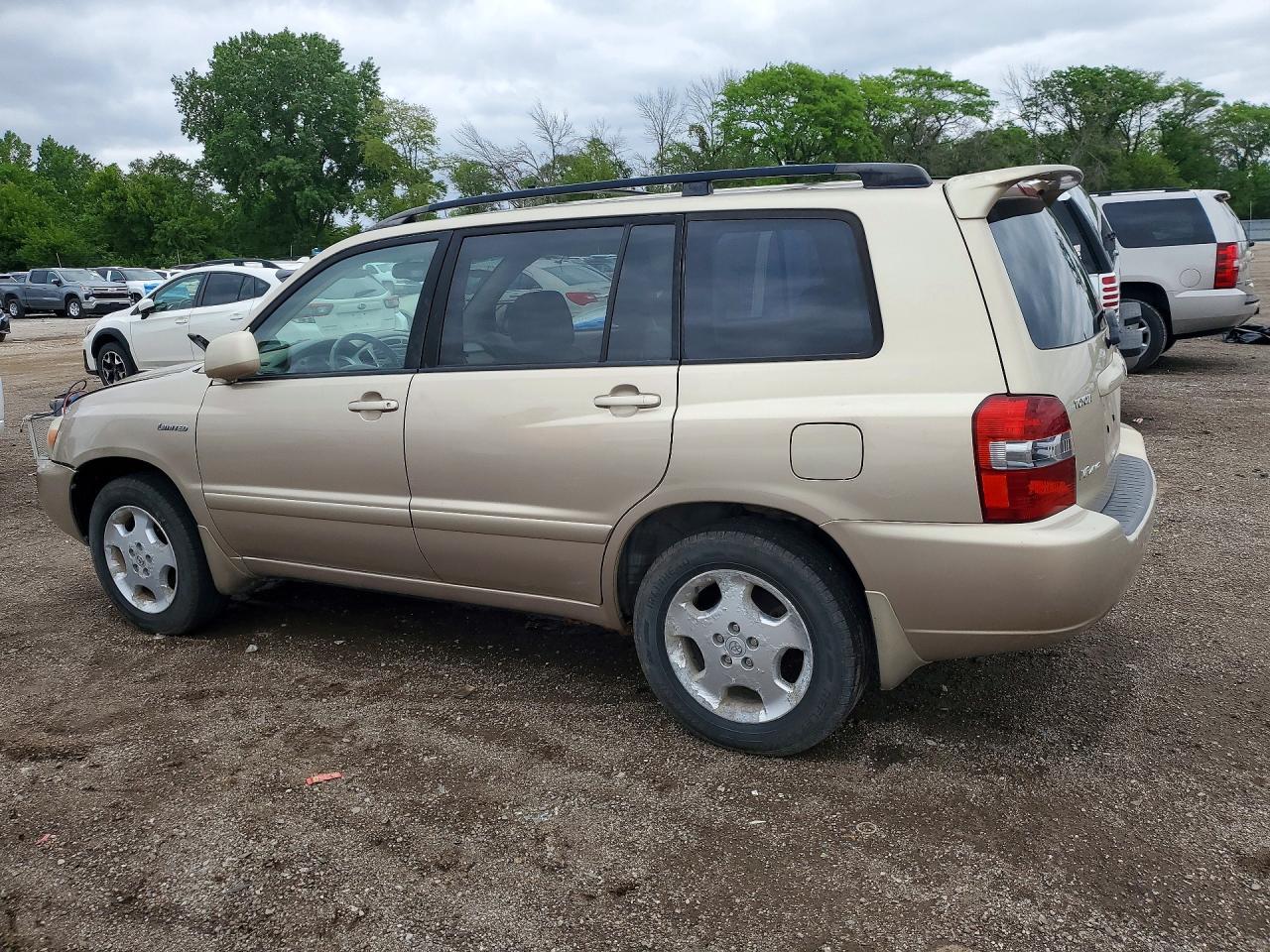 2004 TOYOTA HIGHLANDER LIMITED photo 3