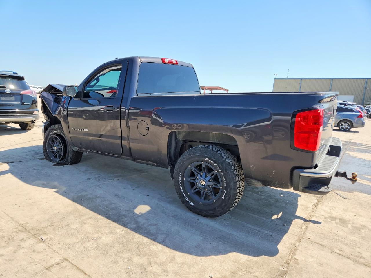 2016 CHEVROLET SILVERADO C1500 photo 3