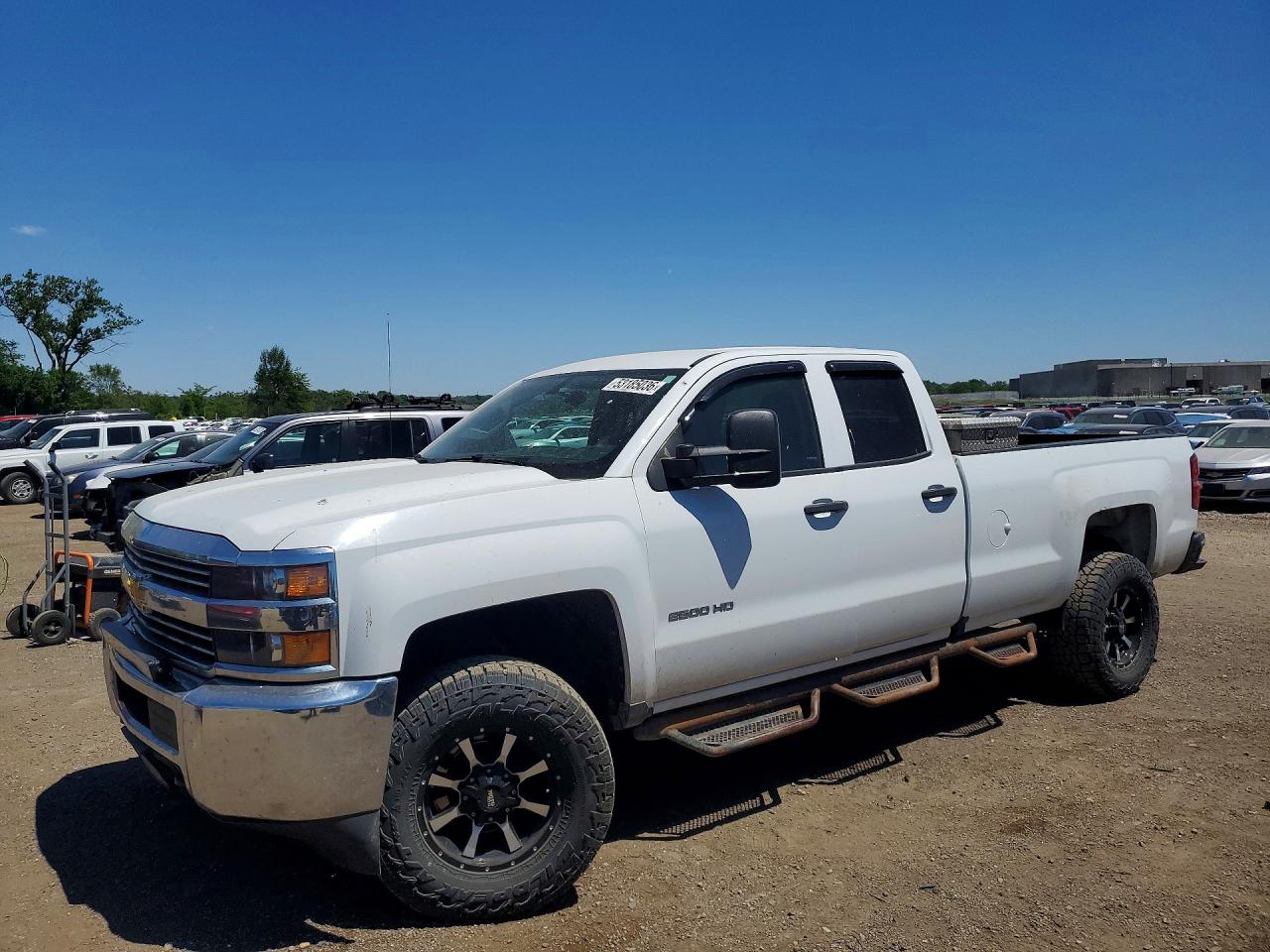 2017 CHEVROLET SILVERADO