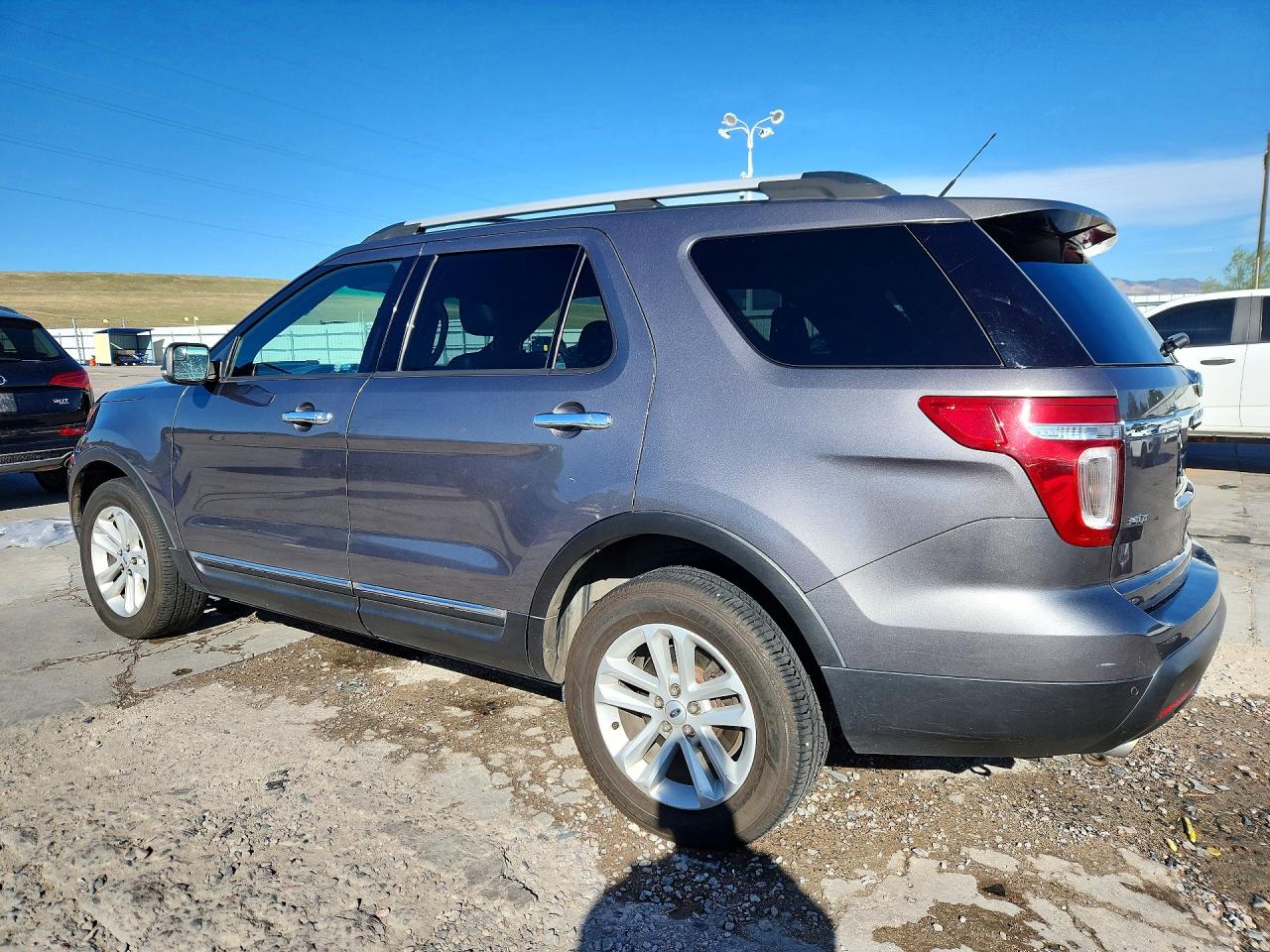 2013 FORD EXPLORER XLT photo 4