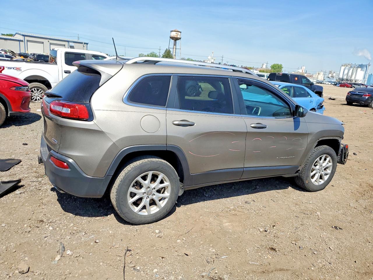 2017 JEEP CHEROKEE LATITUDE photo 5