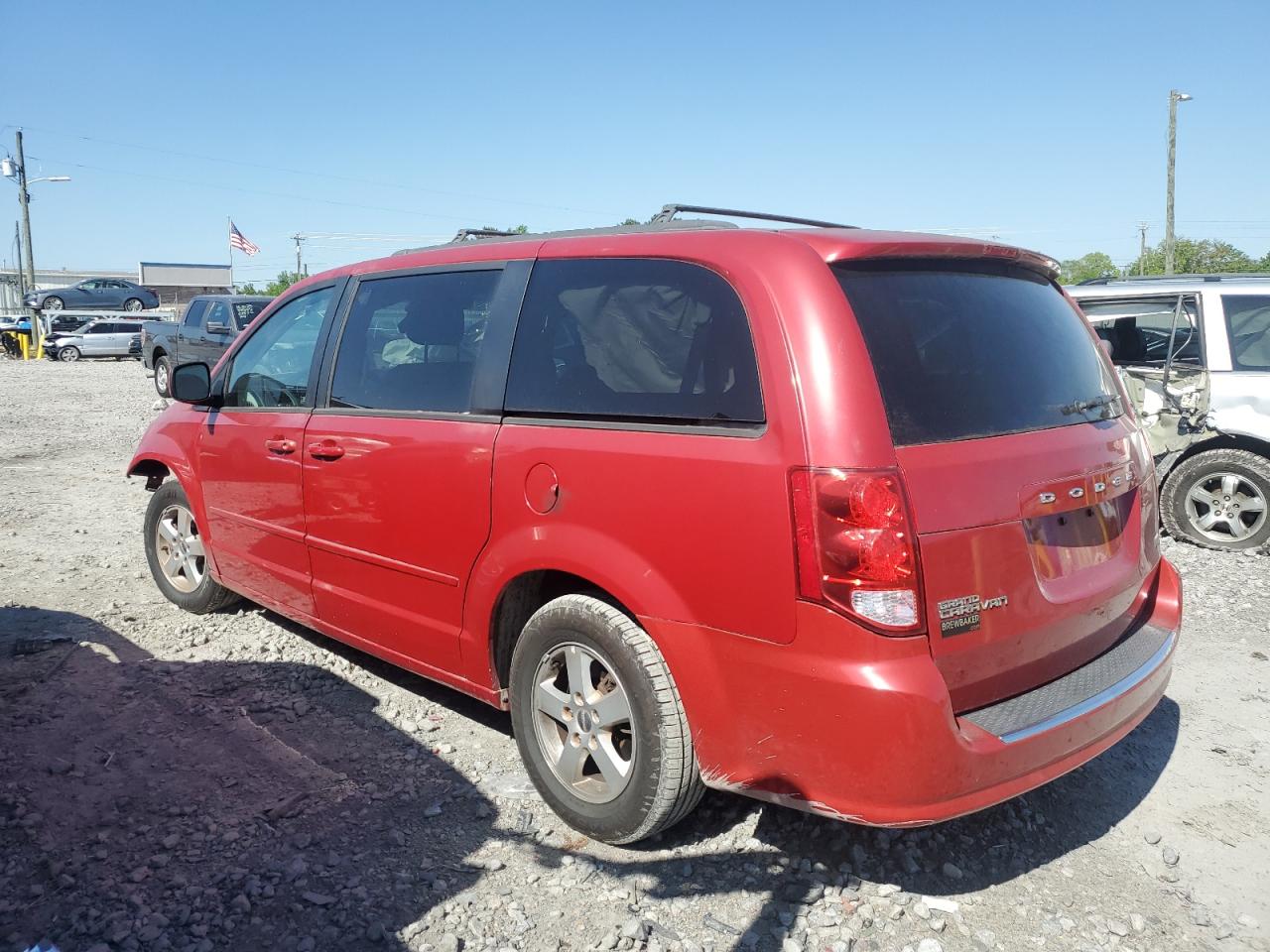 2013 DODGE GRAND CARAVAN SXT photo 2