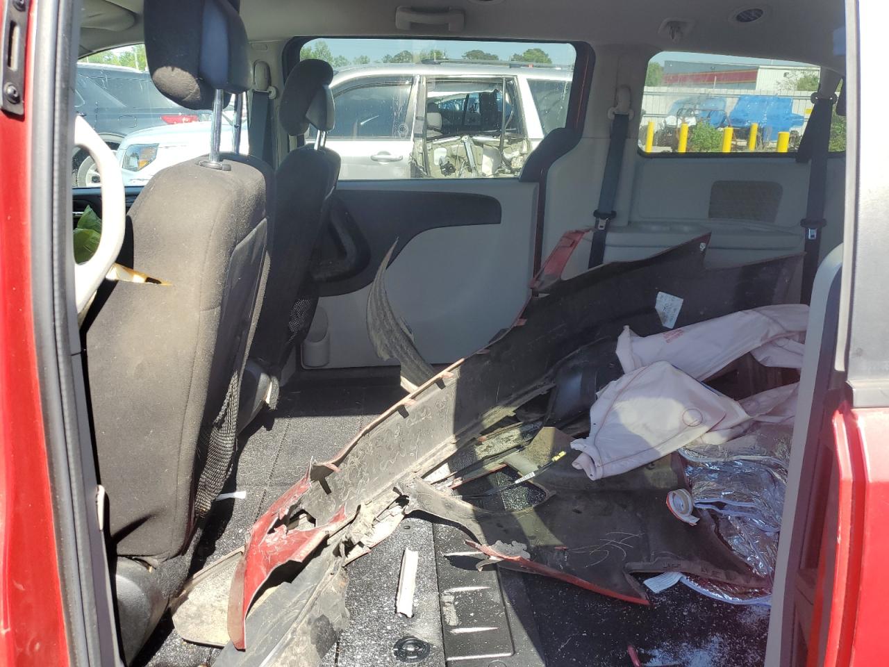 2013 DODGE GRAND CARAVAN SXT photo 11