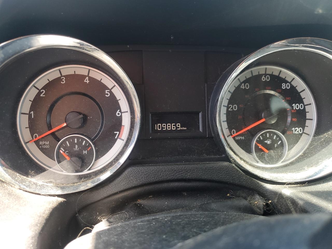 2013 DODGE GRAND CARAVAN SXT photo 9