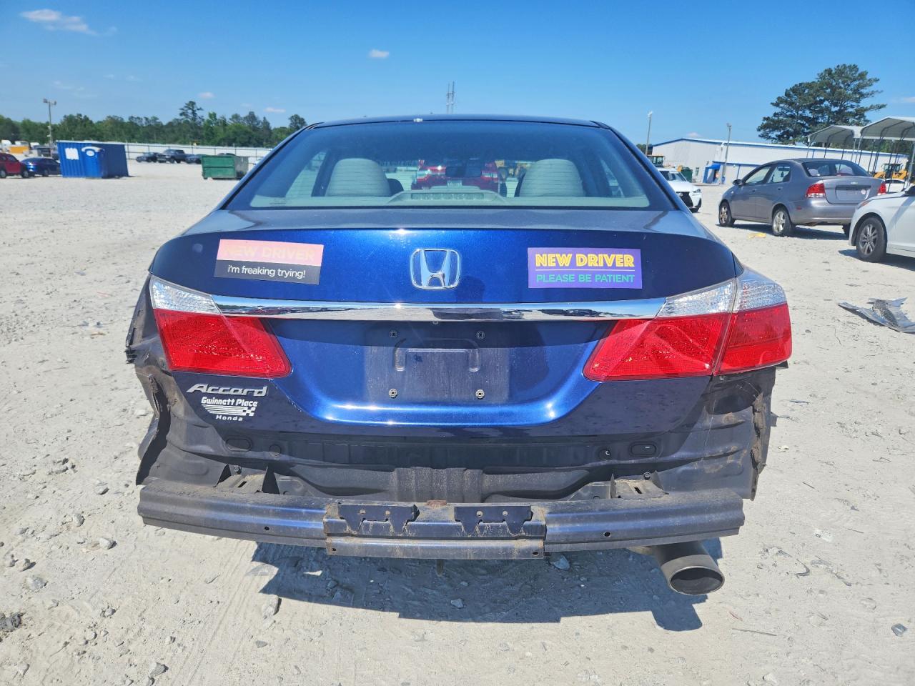 2014 HONDA ACCORD LX photo 16