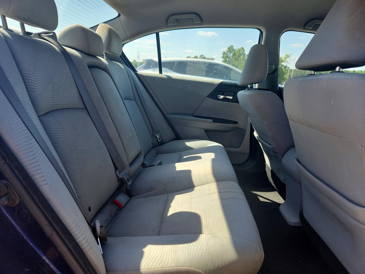 2014 HONDA ACCORD LX photo 28