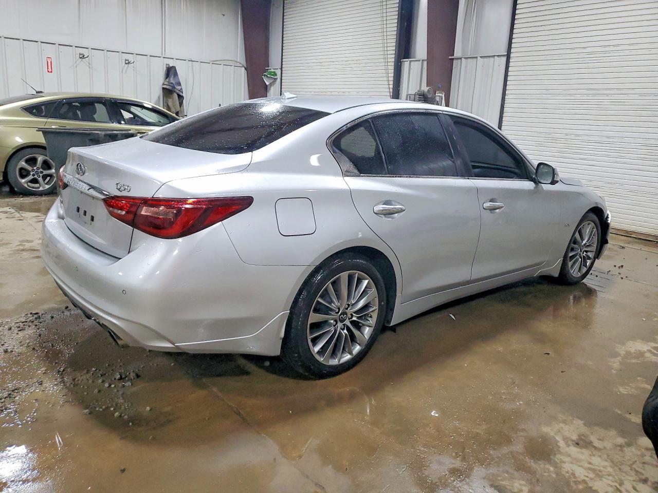 2018 INFINITI Q50 3.0T LUXE photo 5