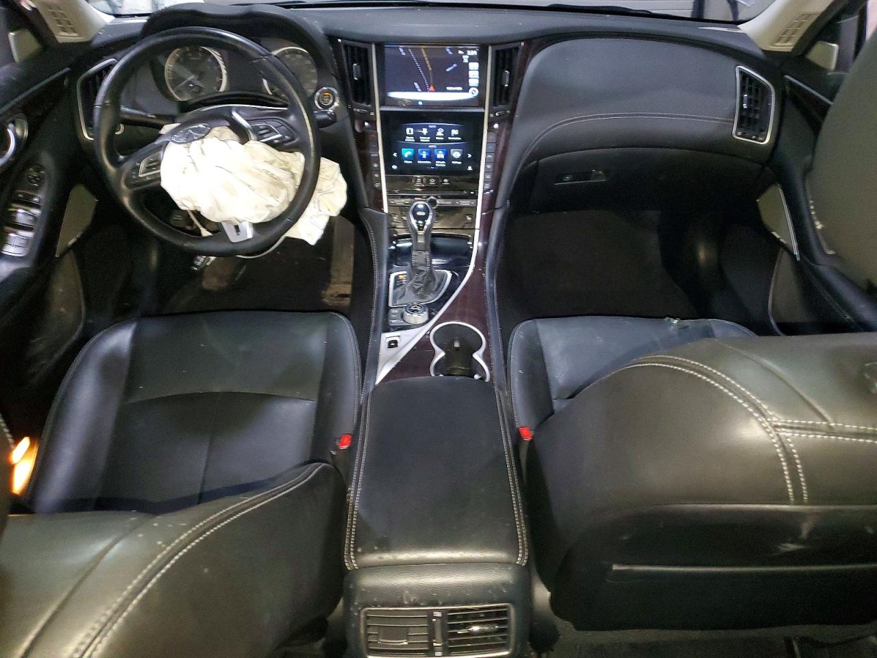 2018 INFINITI Q50 3.0T LUXE photo 15