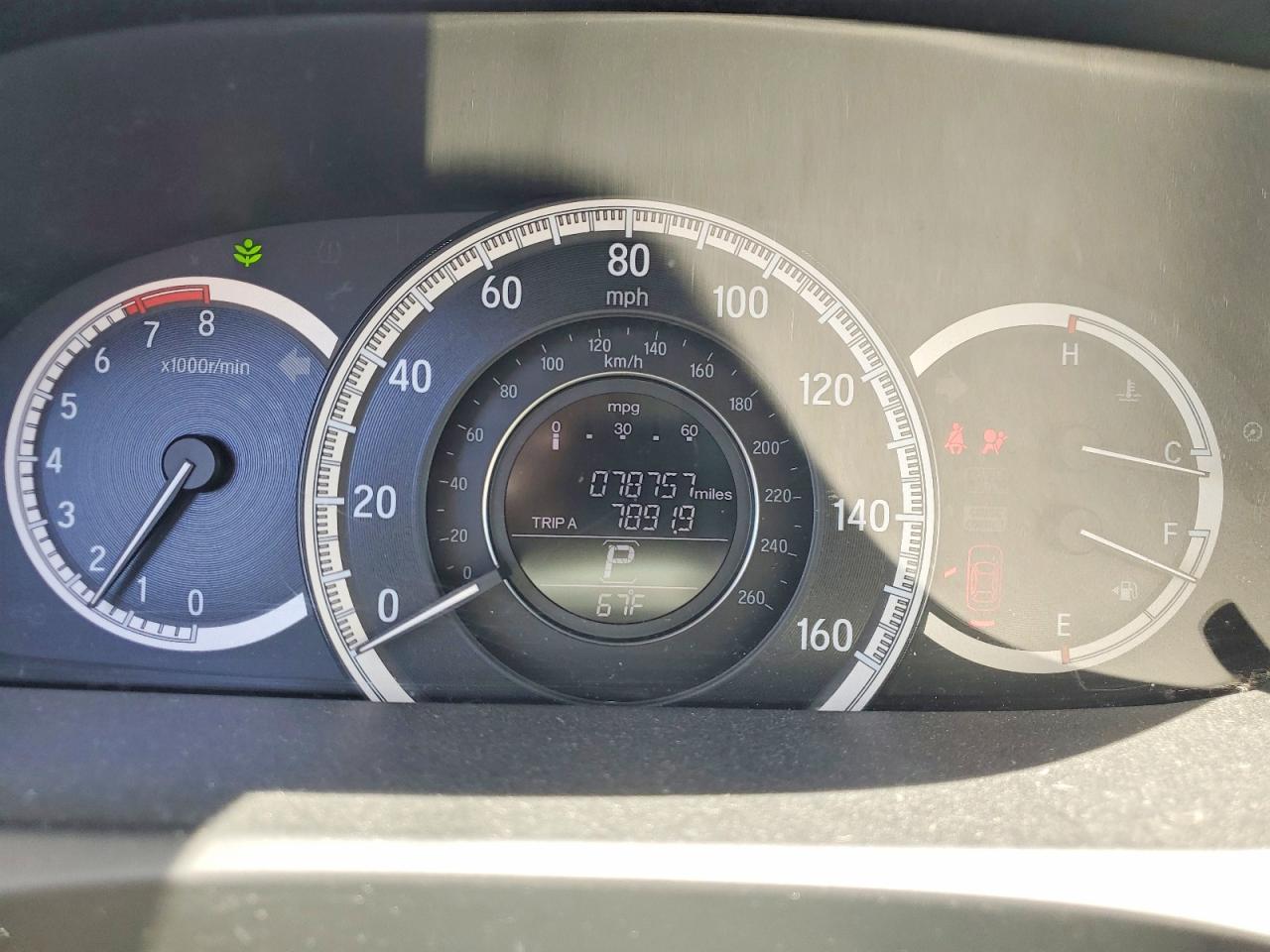 2017 HONDA ACCORD LX photo 9