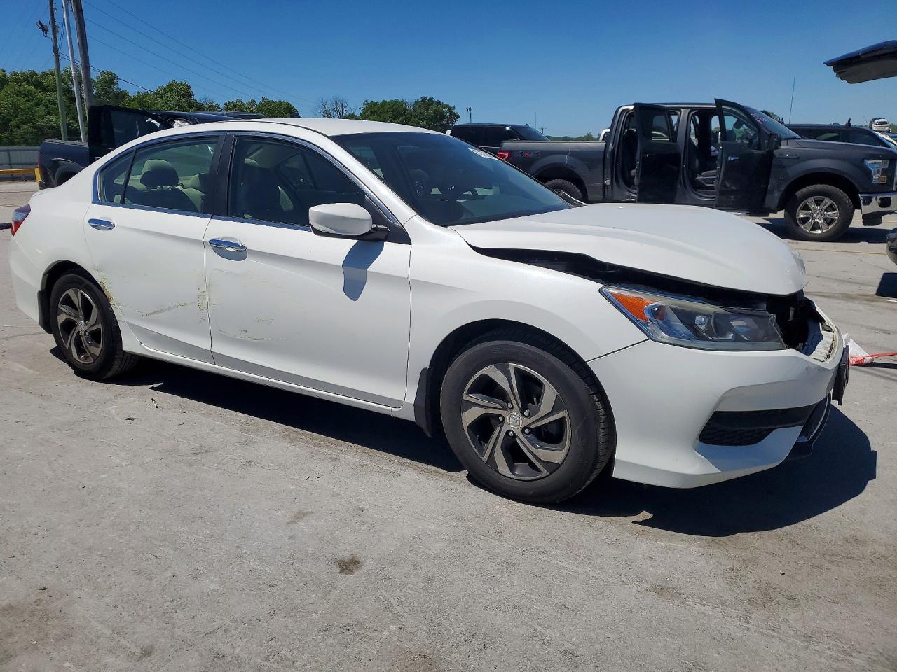 2017 HONDA ACCORD LX photo 4